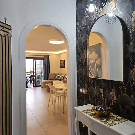 San Marino Luxury-casa Sole E Mare דירה
