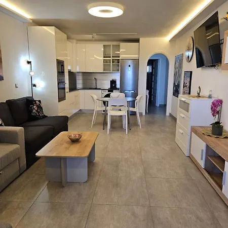 San Marino Luxury-casa Sole E Mare *